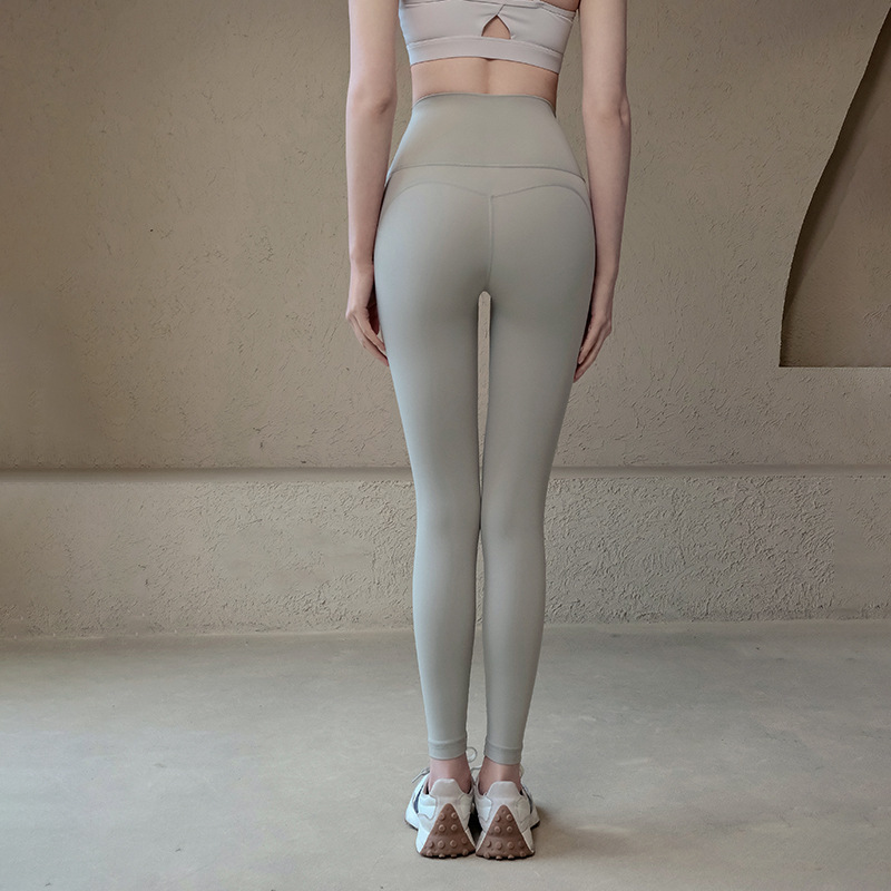 無痕裸感健身褲