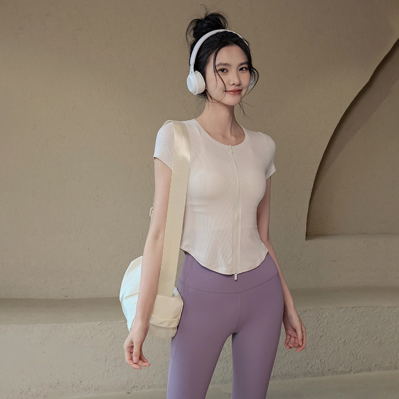 修身顯瘦拉鍊T恤