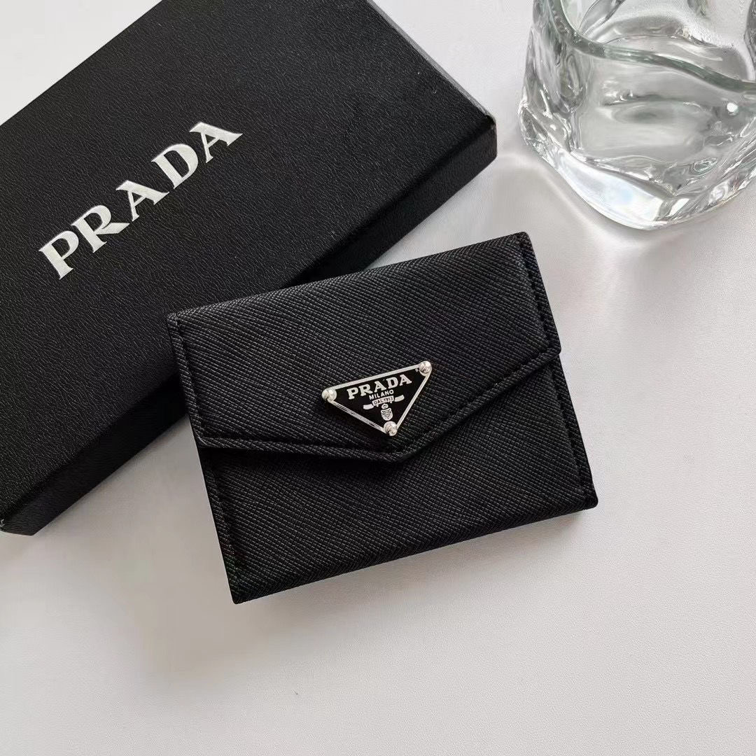 PRADA/プラダ {正規品/関税送料込み} SAFFIANO ミニウォレット