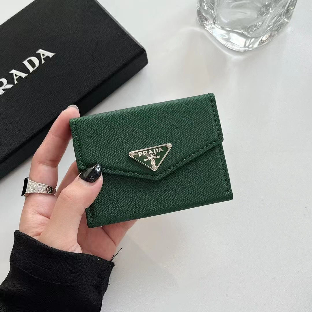 PRADA/プラダ {正規品/関税送料込み} SAFFIANO ミニウォレット