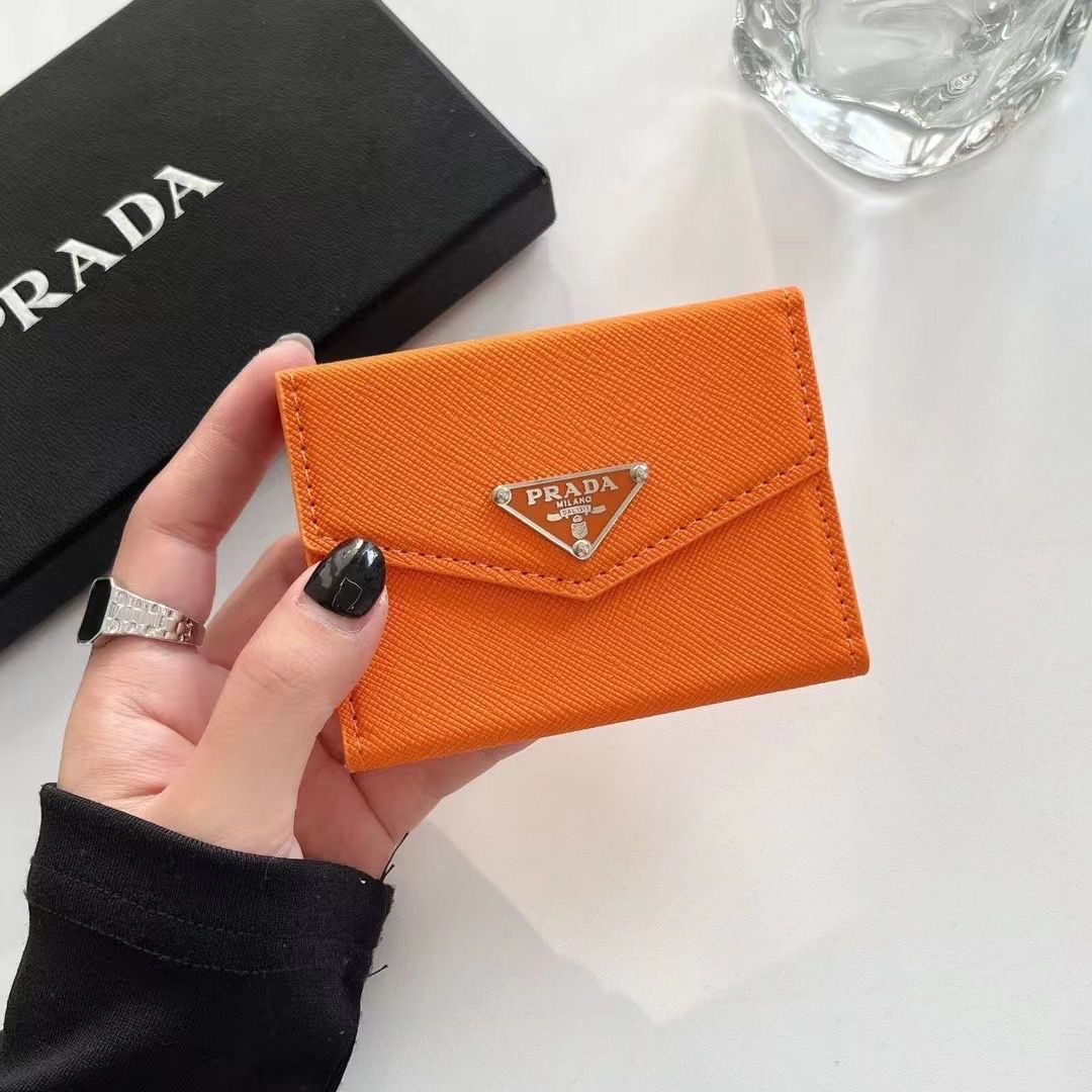 PRADA/プラダ {正規品/関税送料込み} SAFFIANO ミニウォレット