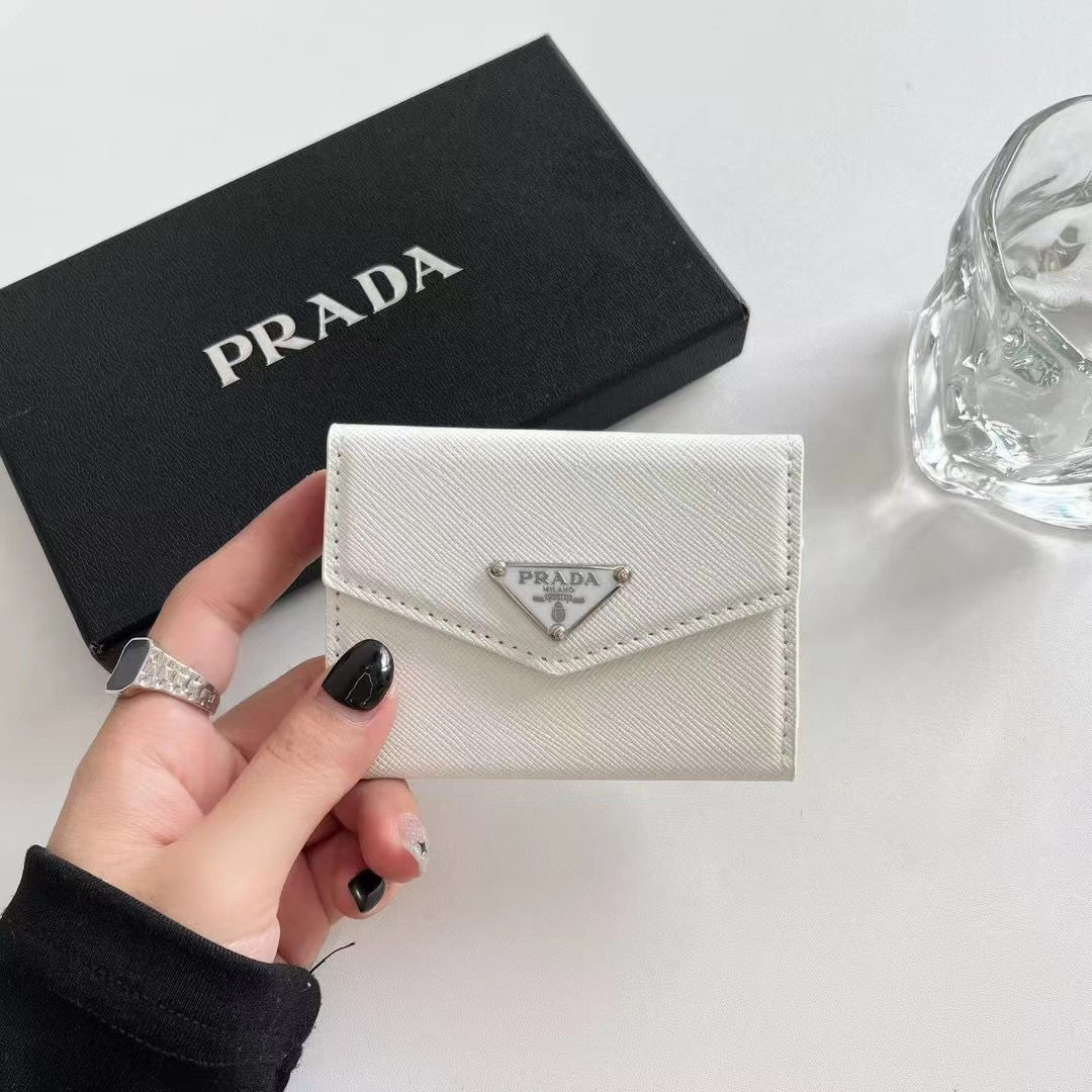 PRADA/プラダ {正規品/関税送料込み} SAFFIANO ミニウォレット