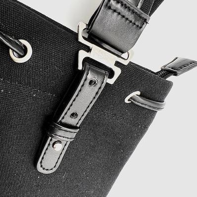 ☆D3953☆ YVES SAINT LAURENT 海外限定商品 トート バッグ