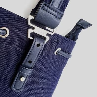 ☆D3953☆ YVES SAINT LAURENT 海外限定商品 トート バッグ