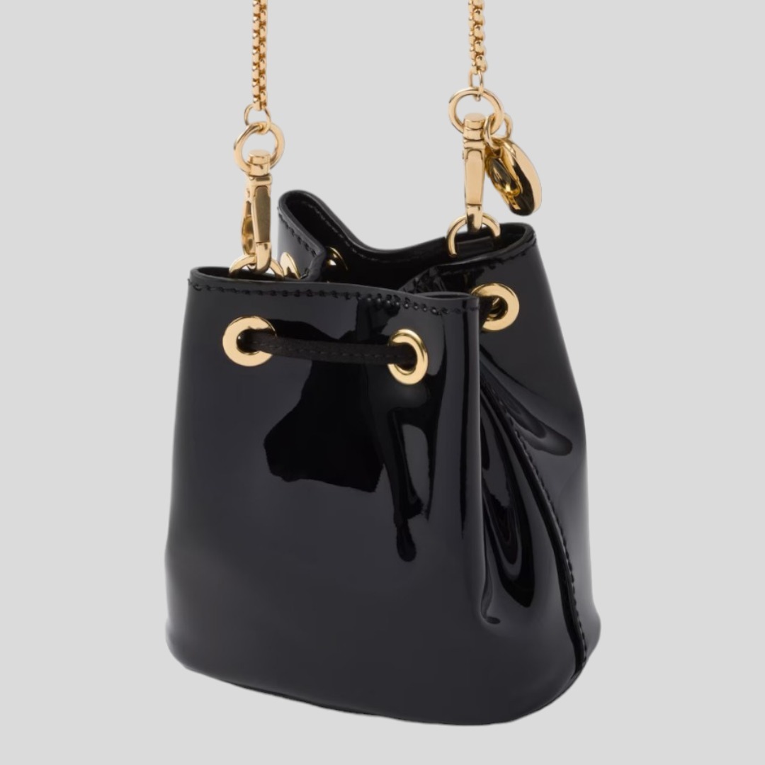 PRADA★Patent leather mini-pouch ミニポーチ★送料込