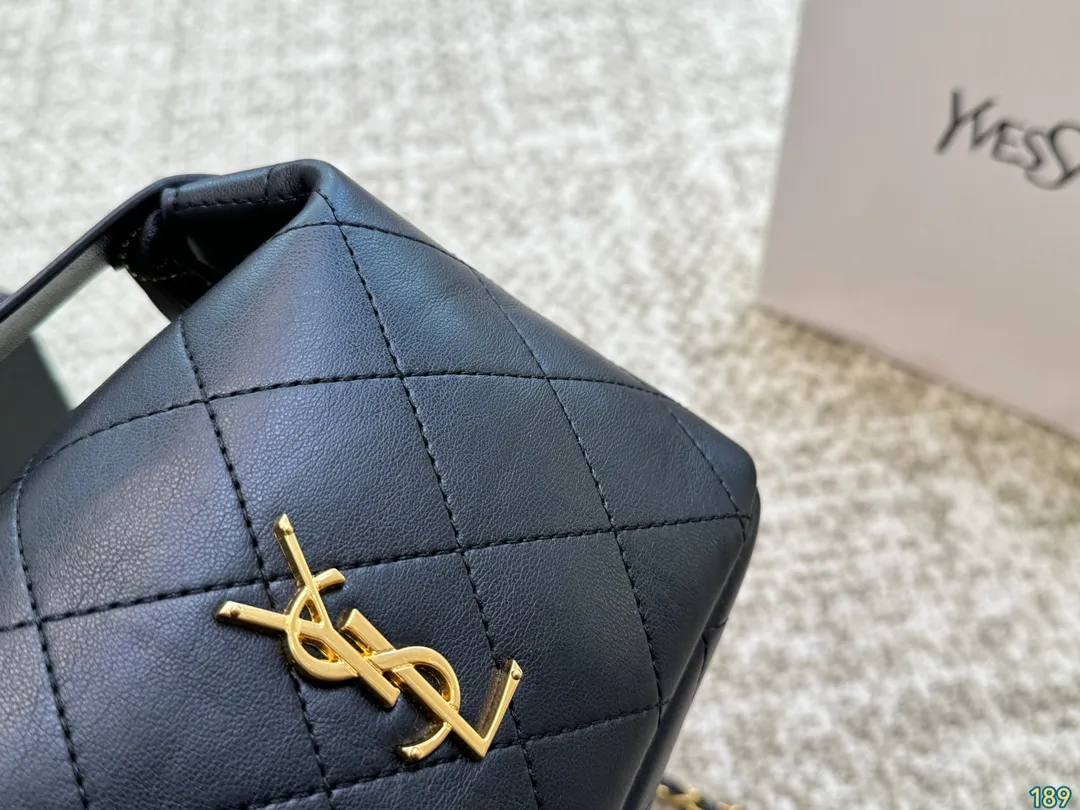 SAINT LAURENT ショルダーバッグ