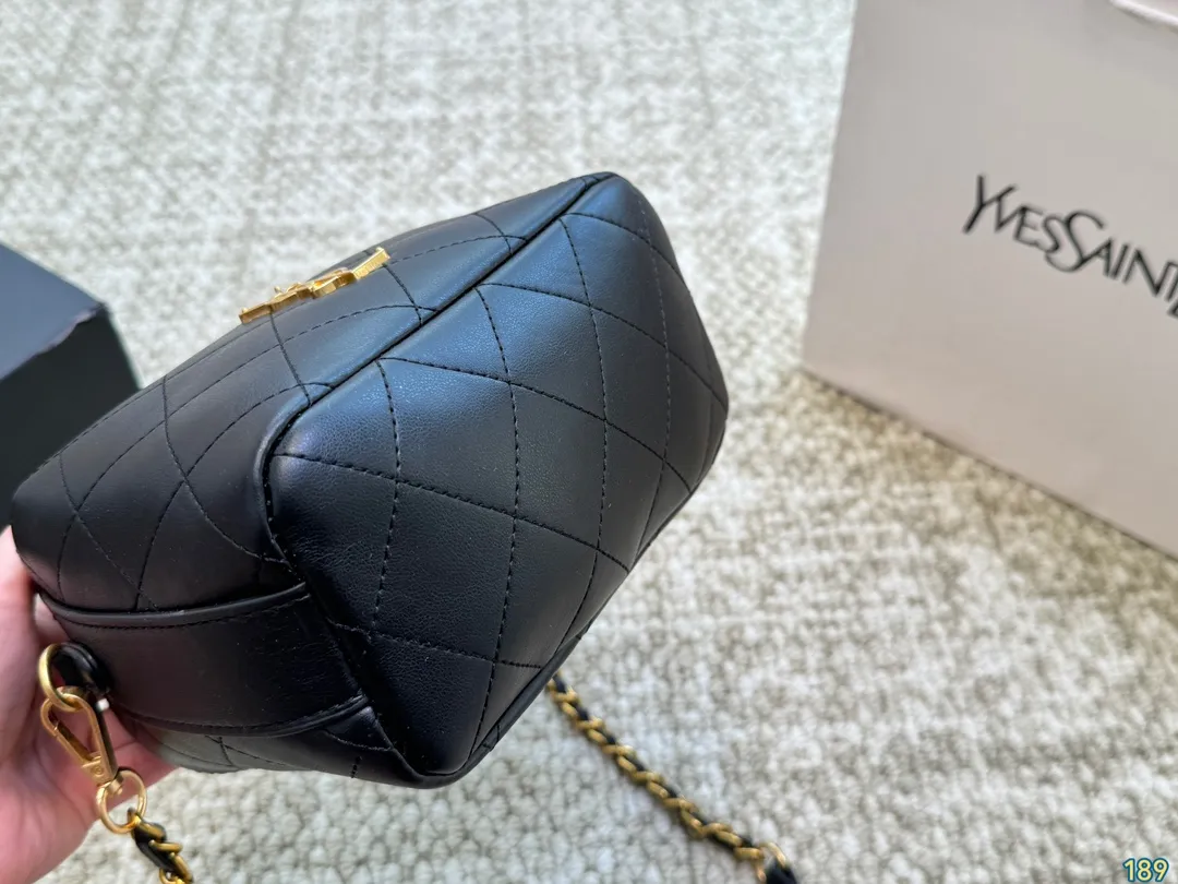 SAINT LAURENT ショルダーバッグ