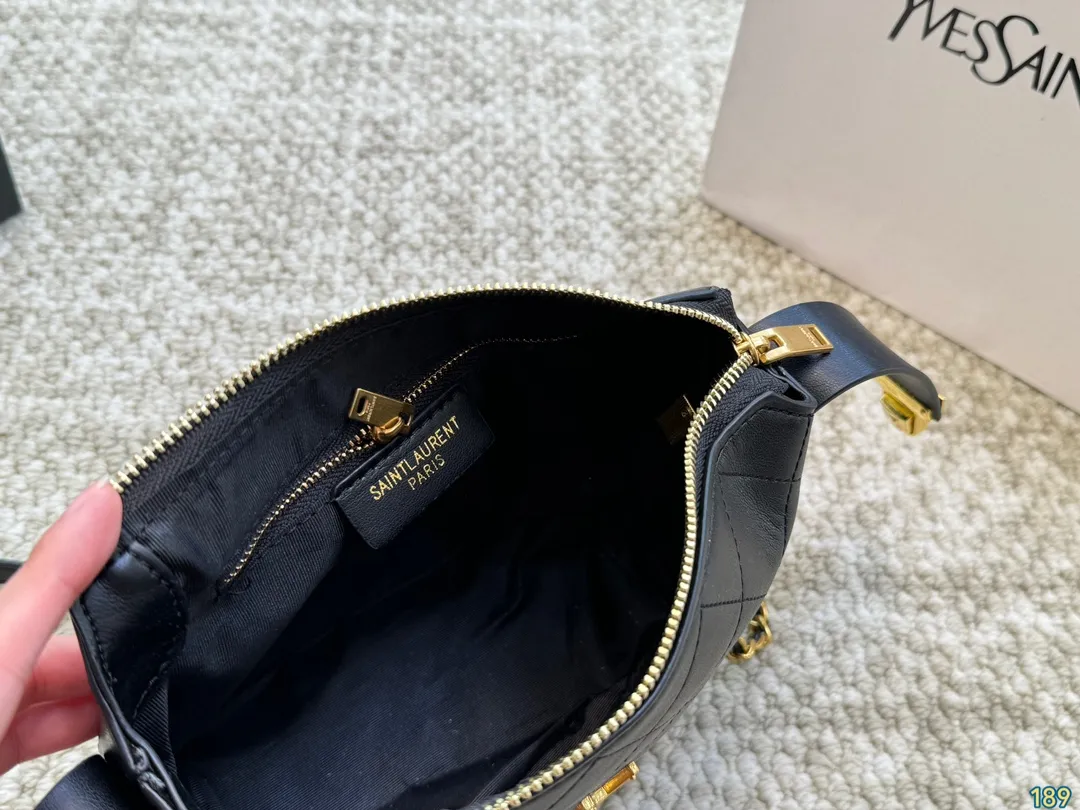 SAINT LAURENT ショルダーバッグ