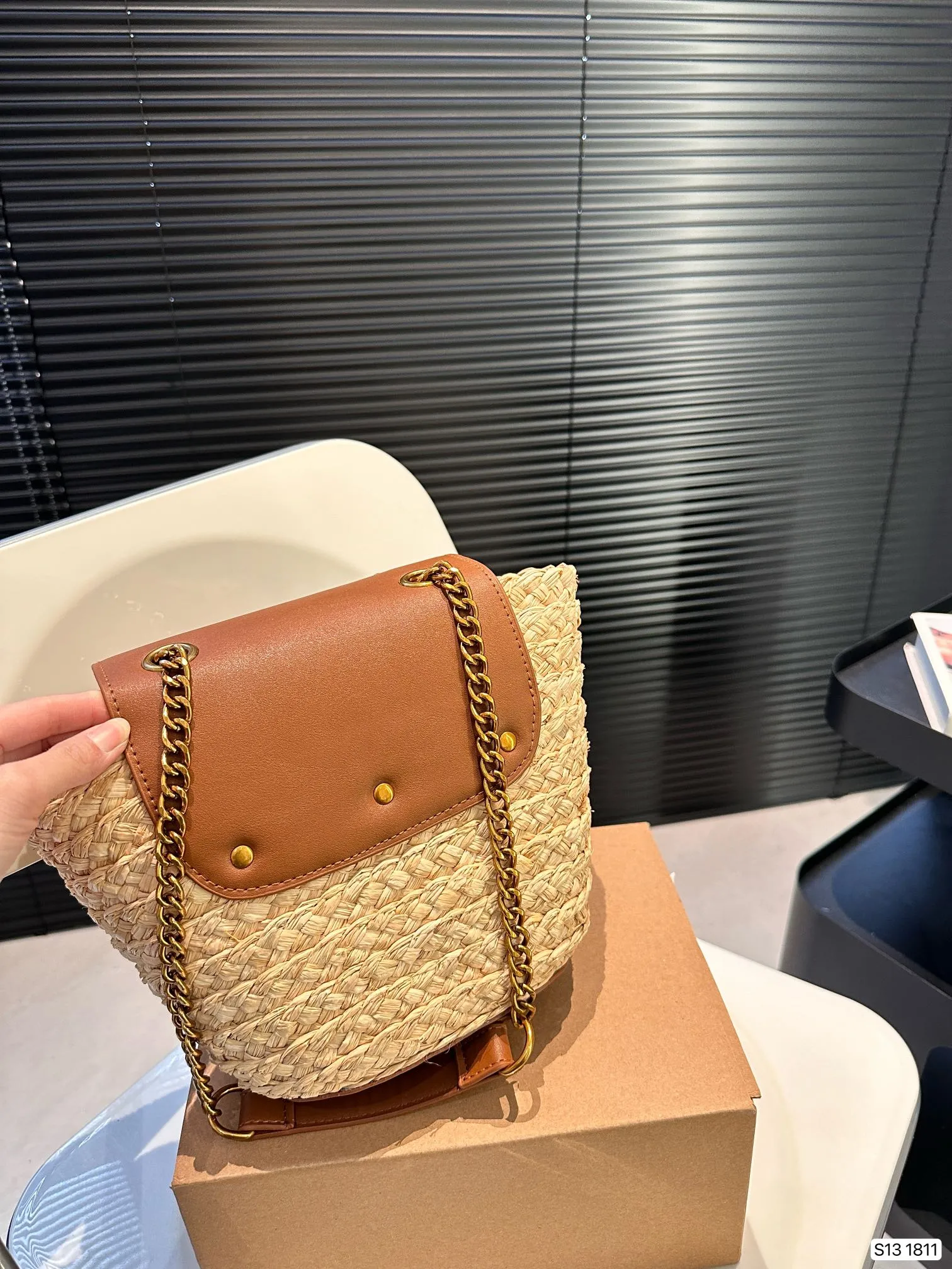 ＊Saint Laurent＊ ミニMANON ショルダーバッグ