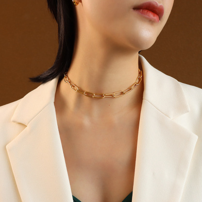 Choker Chain & Queen Plate Three Layer Necklace Set