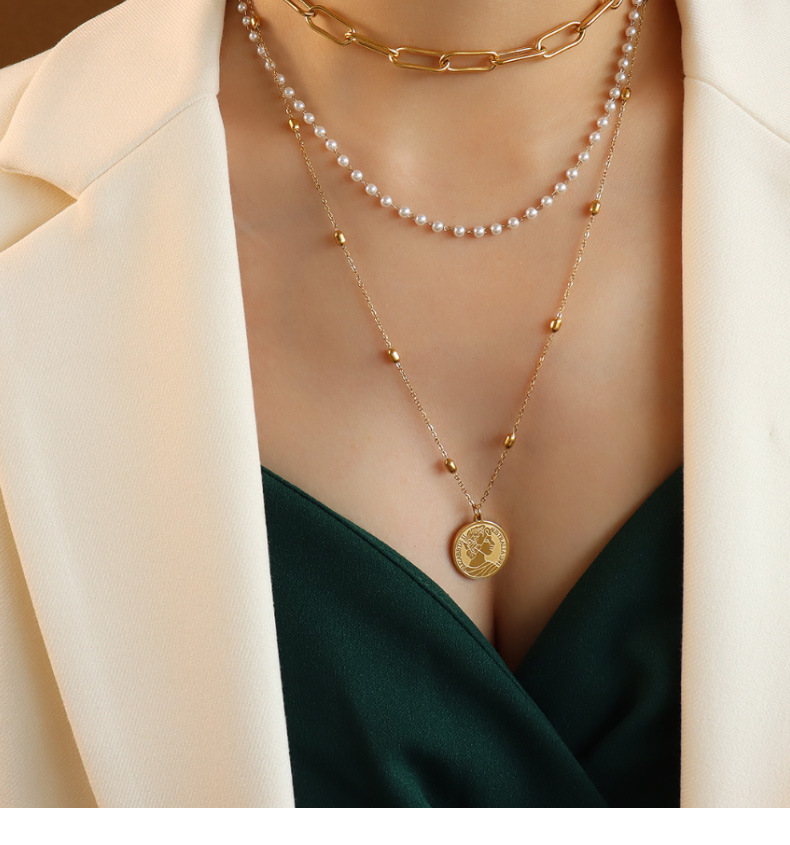 Choker Chain & Queen Plate Three Layer Necklace Set