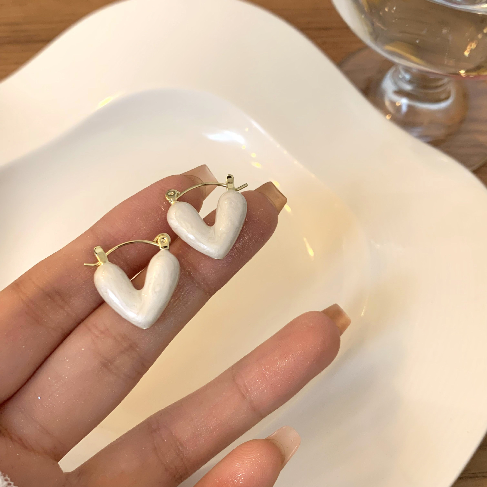 小巧百搭精緻時尚輕奢高級感愛心耳環