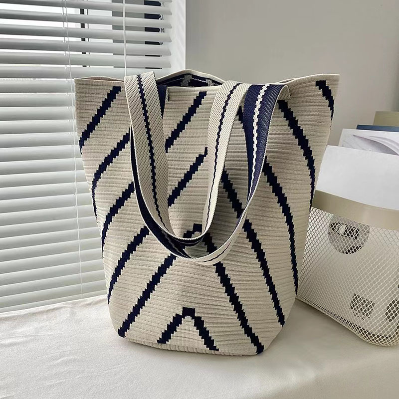 簡約條紋大容量通勤百搭時尚單肩編織腋下包-Cicichill