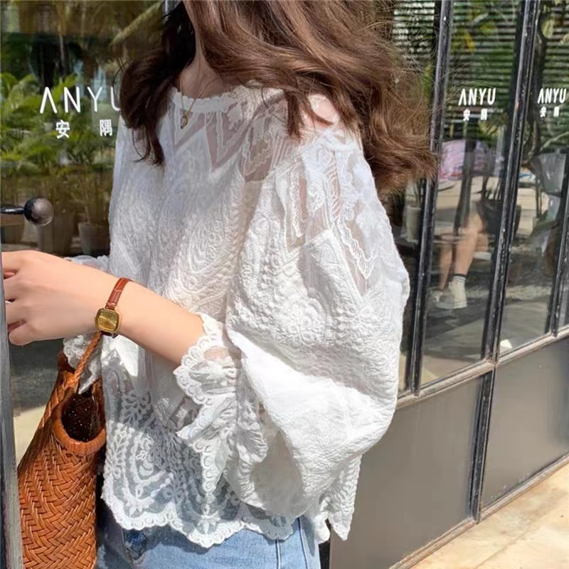 獨特別緻絕美高級感小香風鏤空蕾絲襯衫