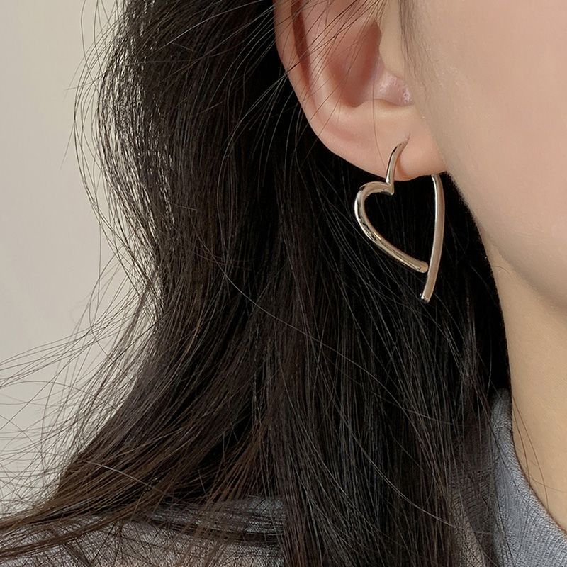 法式氣質小眾設計感高級愛心s925銀針耳環