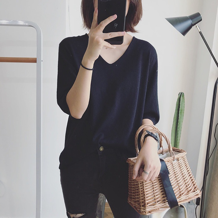 簡約V領百搭寬鬆套頭T恤純色休閒短袖-Cicimode