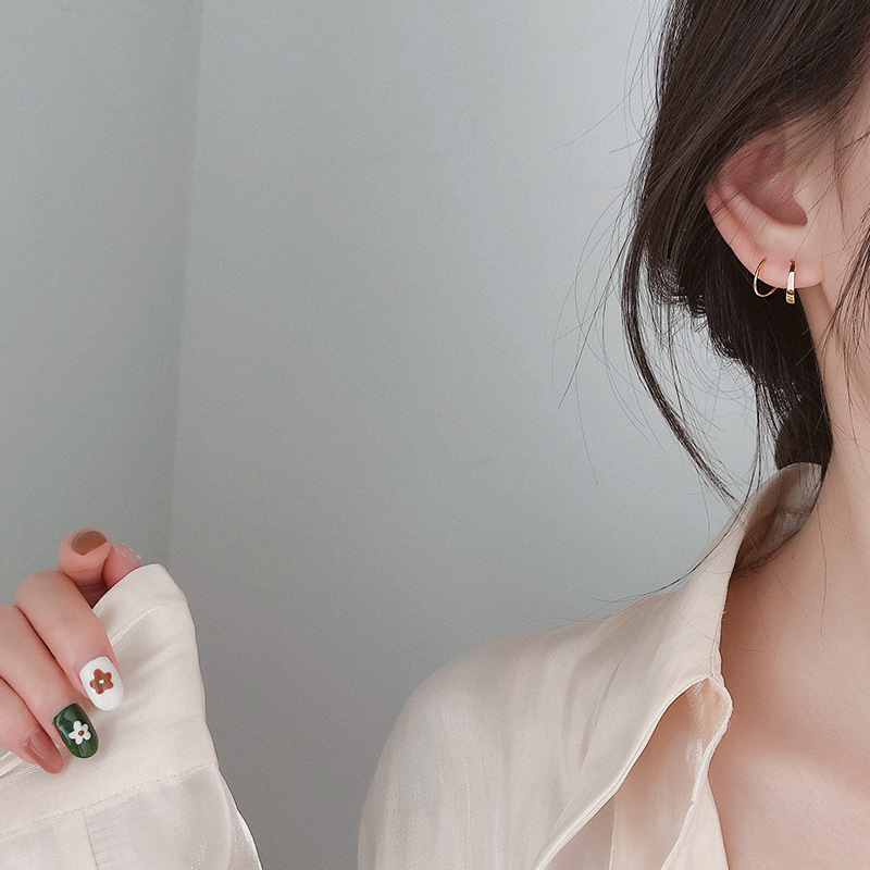 韓版簡約百搭適合小耳垂925純銀幾何旋轉耳環-Cicichill
