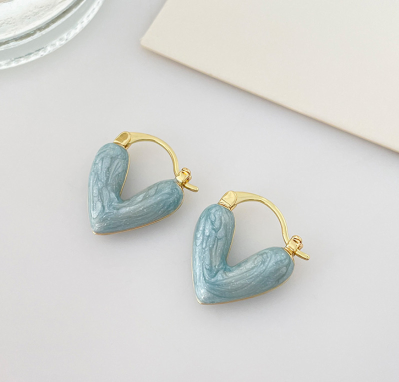 小巧百搭精緻時尚輕奢高級感愛心耳環