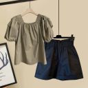 淺咖色上衣+黑色短褲/兩件套