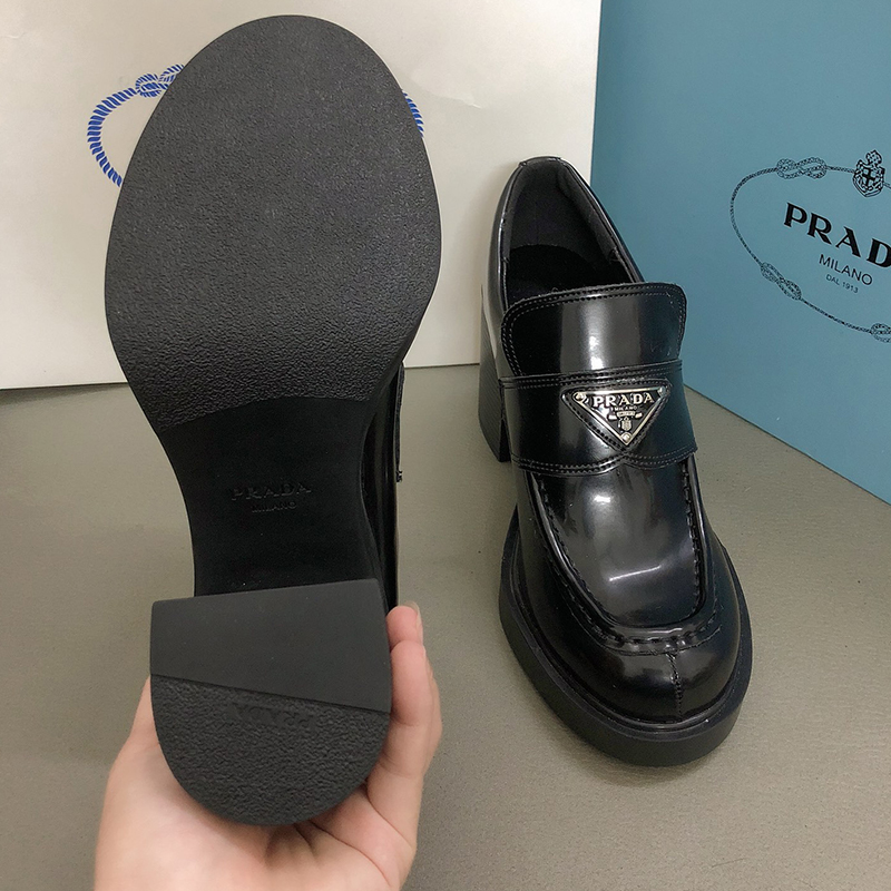 プラダ（ PRADA）Chocolate ブラッシュドレザー ハイヒール  ローファー レディース