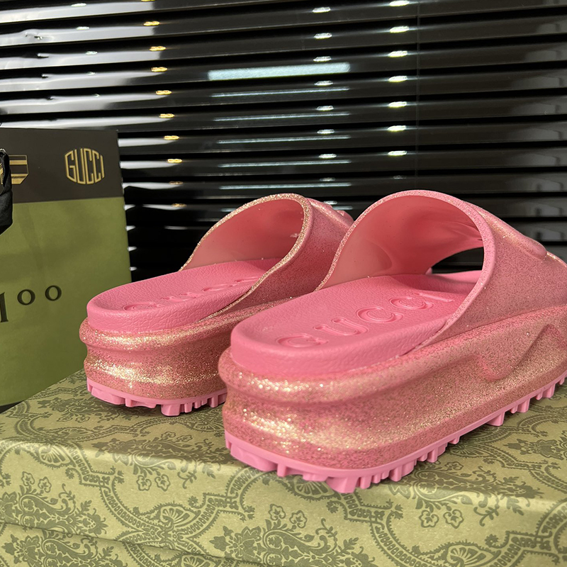 グッチ（GUCCI）サンダル GGプラットフォームスライド シューズ レディース