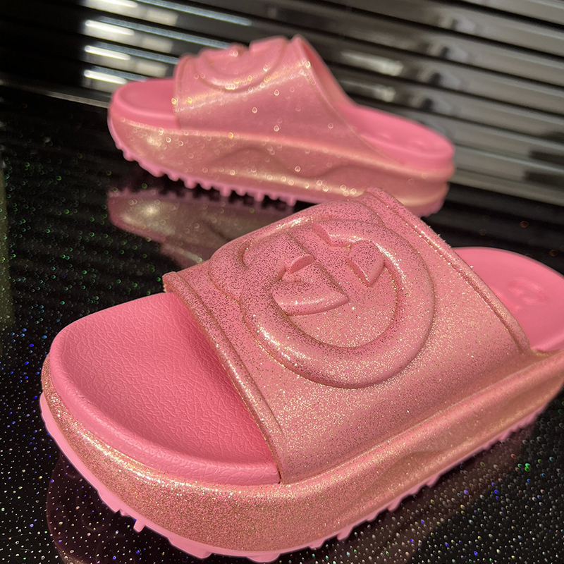 グッチ（GUCCI）サンダル GGプラットフォームスライド シューズ レディース