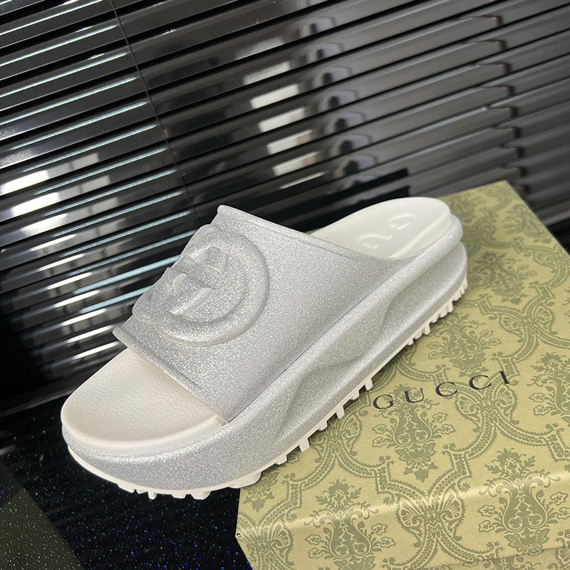 グッチ（GUCCI）サンダル GGプラットフォームスライド シューズ レディース
