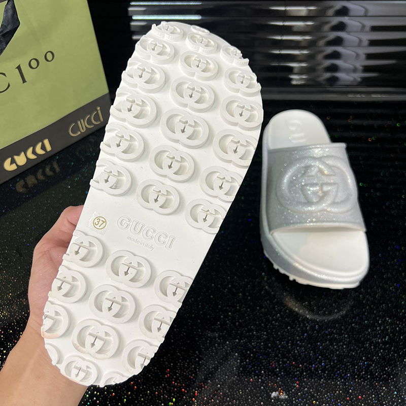 グッチ（GUCCI）サンダル GGプラットフォームスライド シューズ レディース