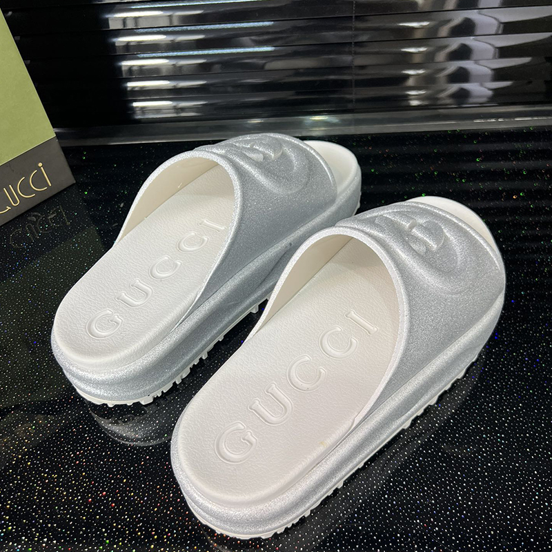 グッチ（GUCCI）サンダル GGプラットフォームスライド シューズ レディース