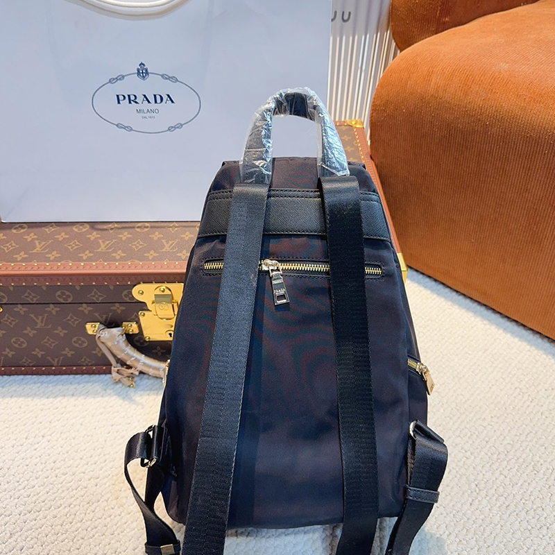 プラダ（ PRADA） バックパック リュックパック レディース