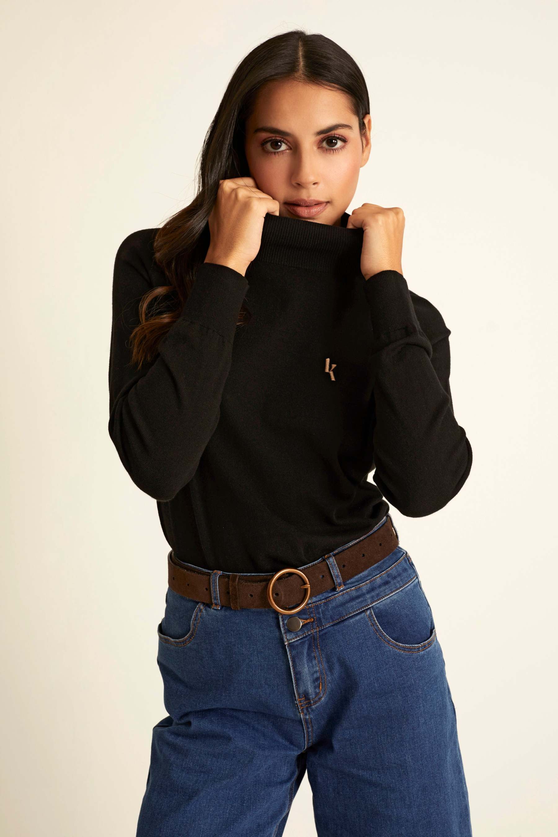 Casual Long Sleeve Black Top