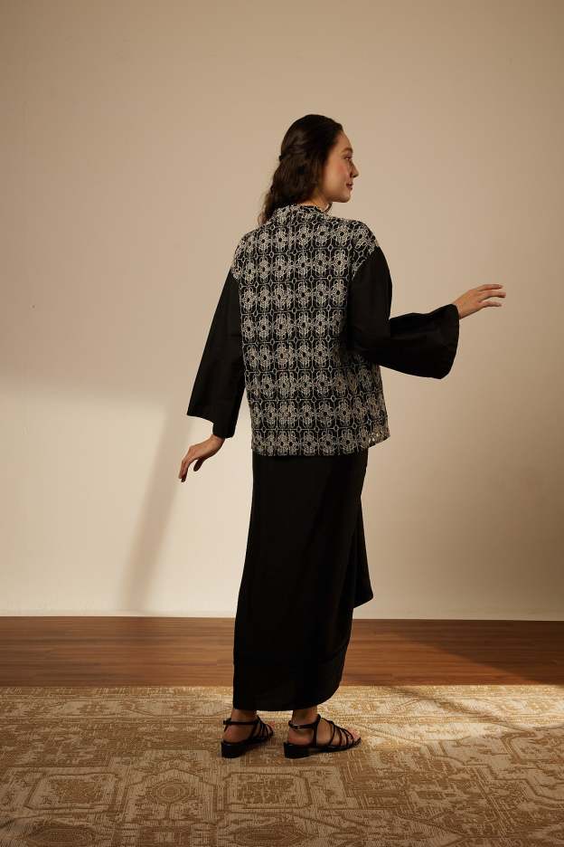 Maria Black Lace Top With Pareo Skirt