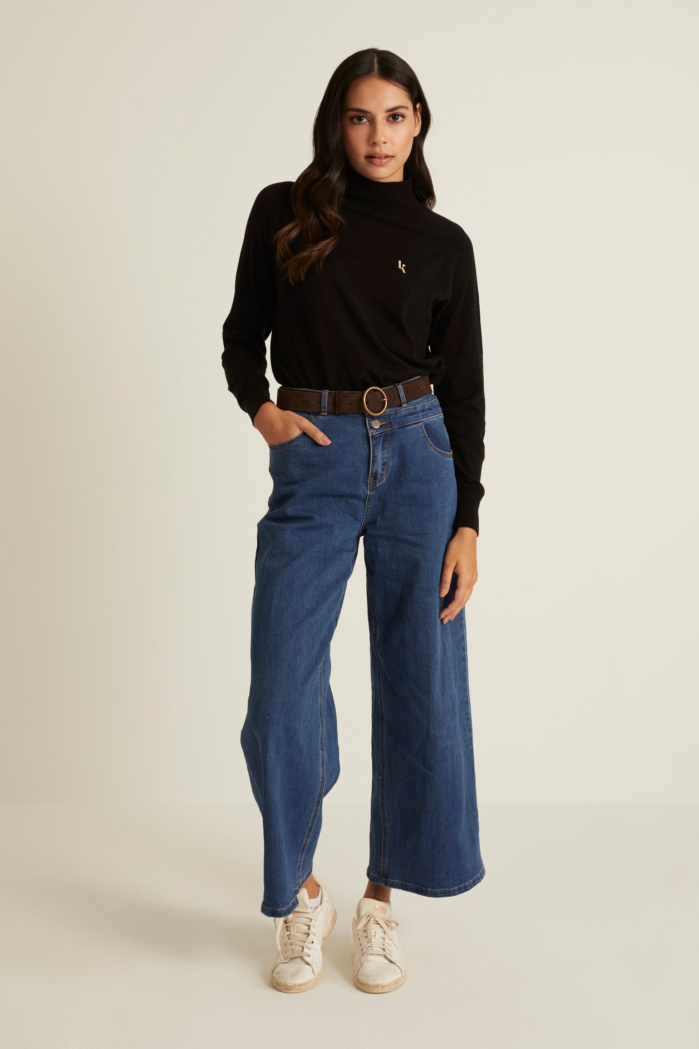 Casual Long Sleeve Black Top