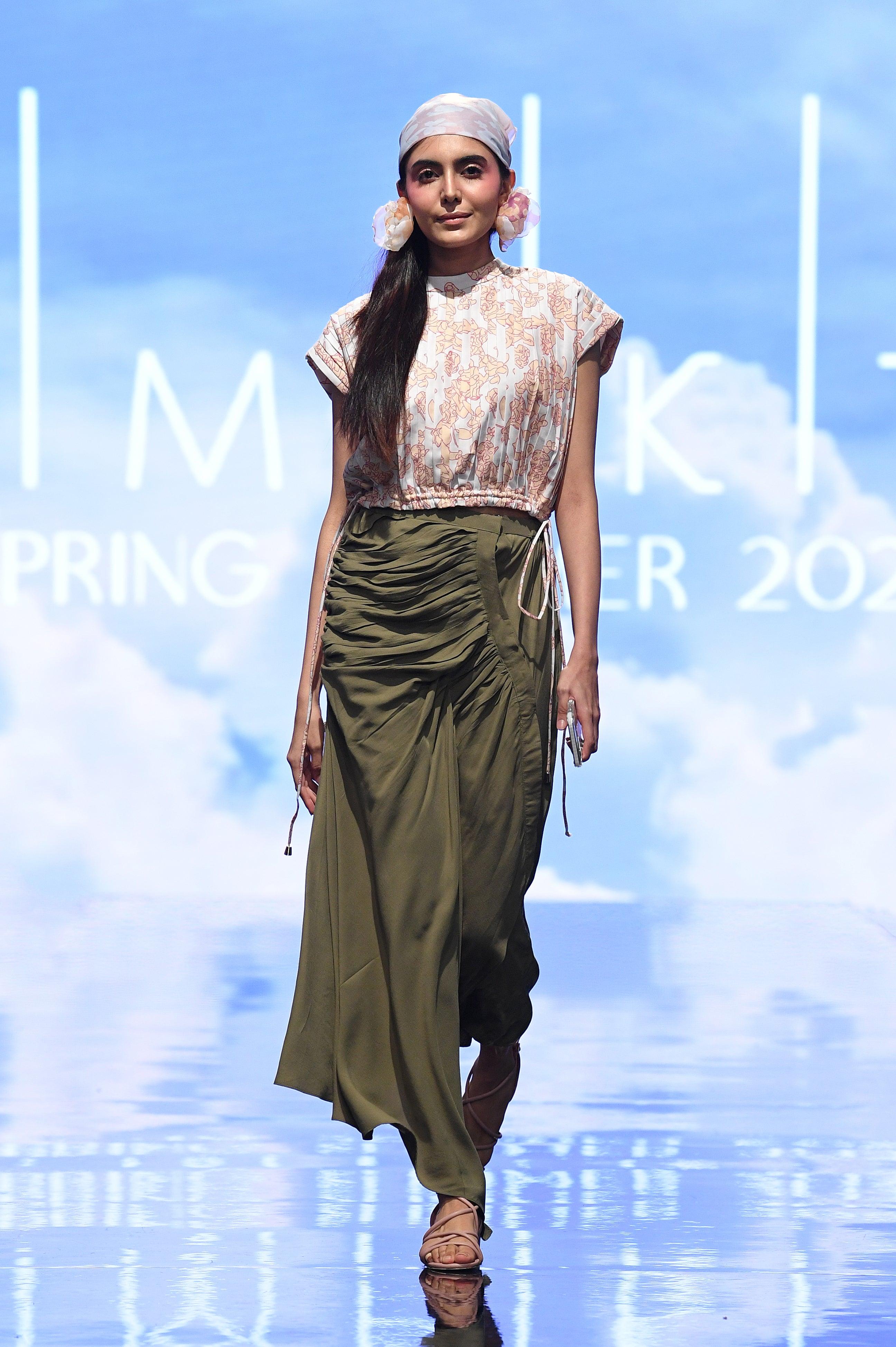Jonquil Pleated Top - Mimpikita
