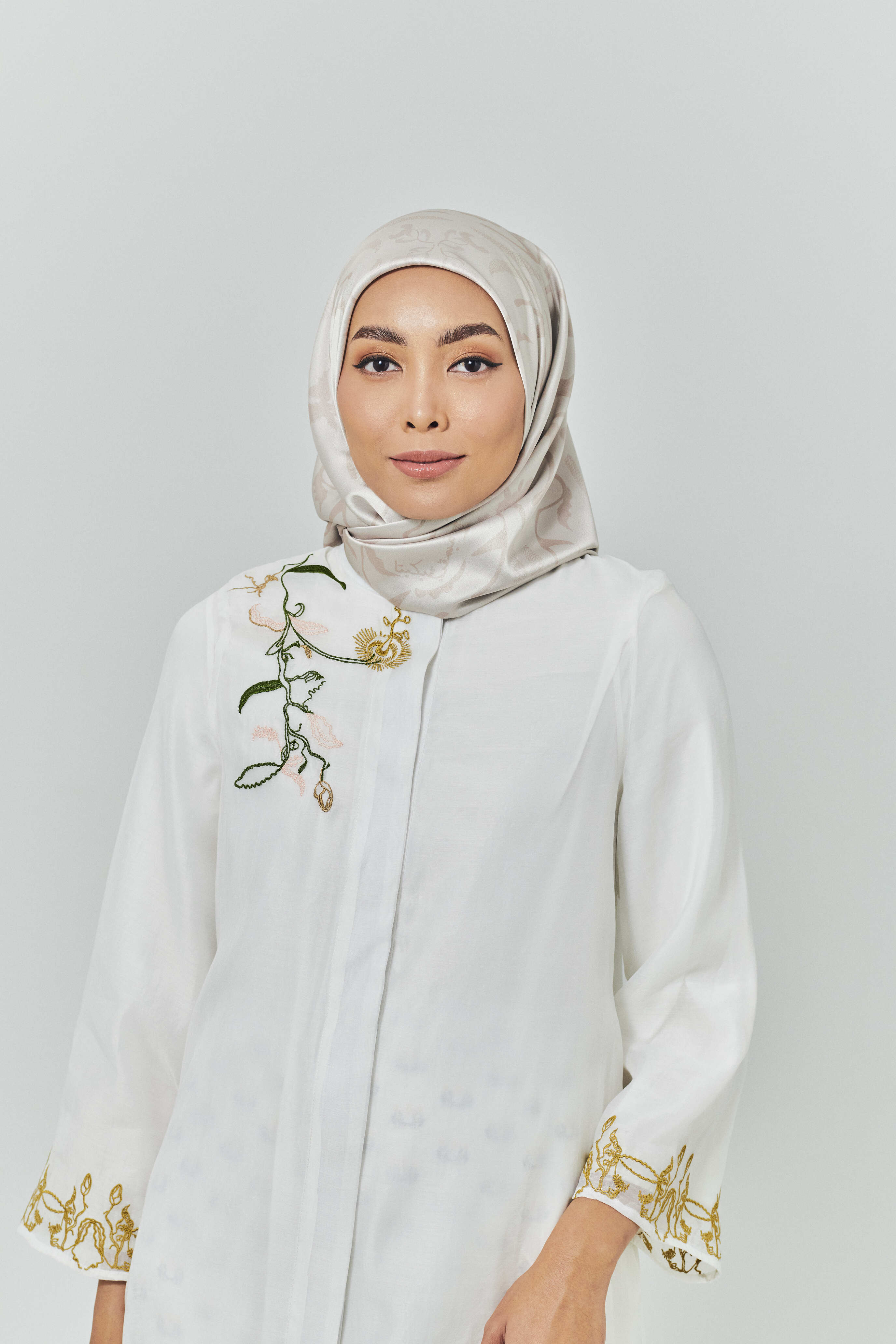 Hanna Champagne Satin Square Scarf