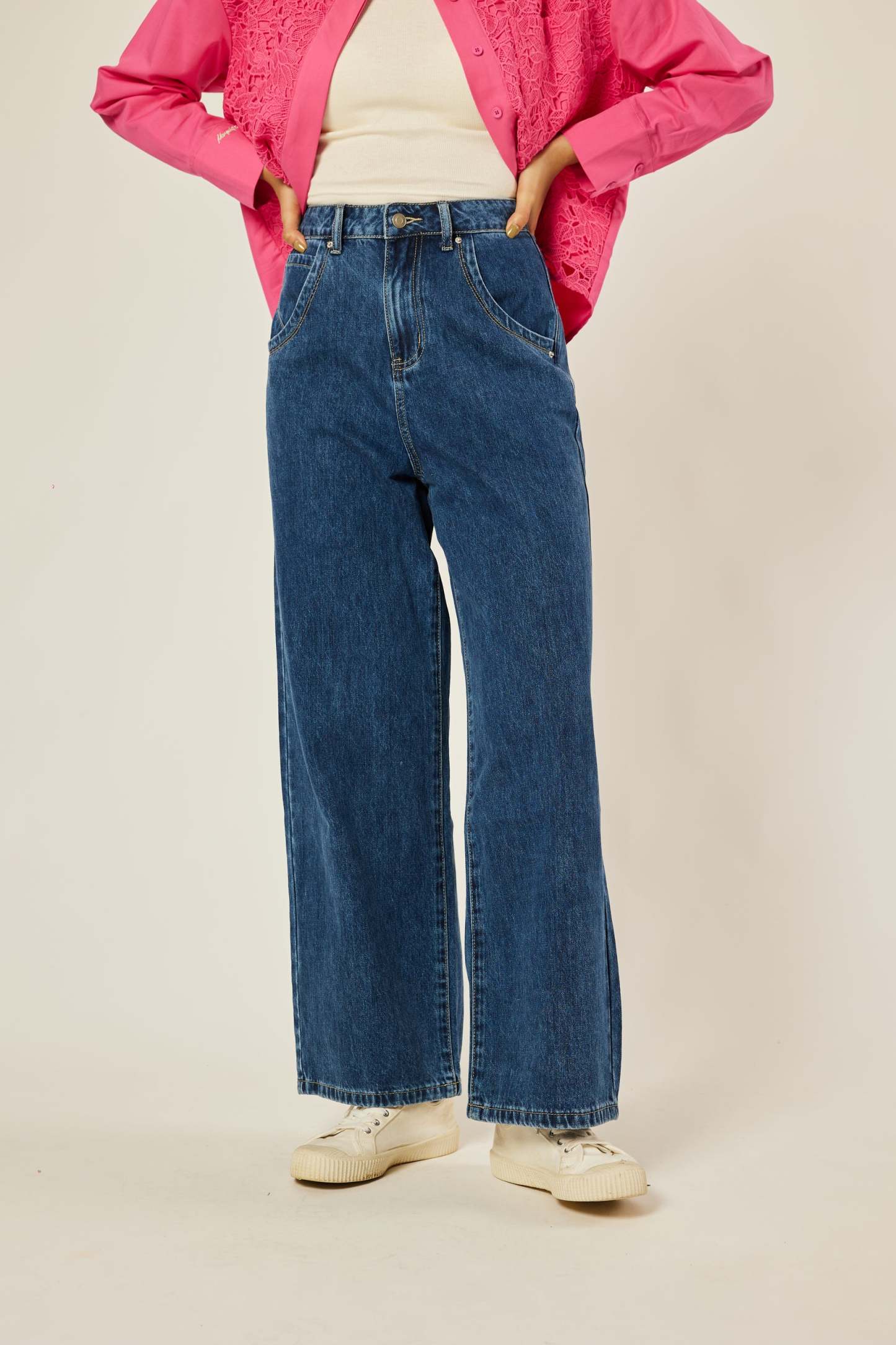 Lara Wide Straight Jeans - Blue