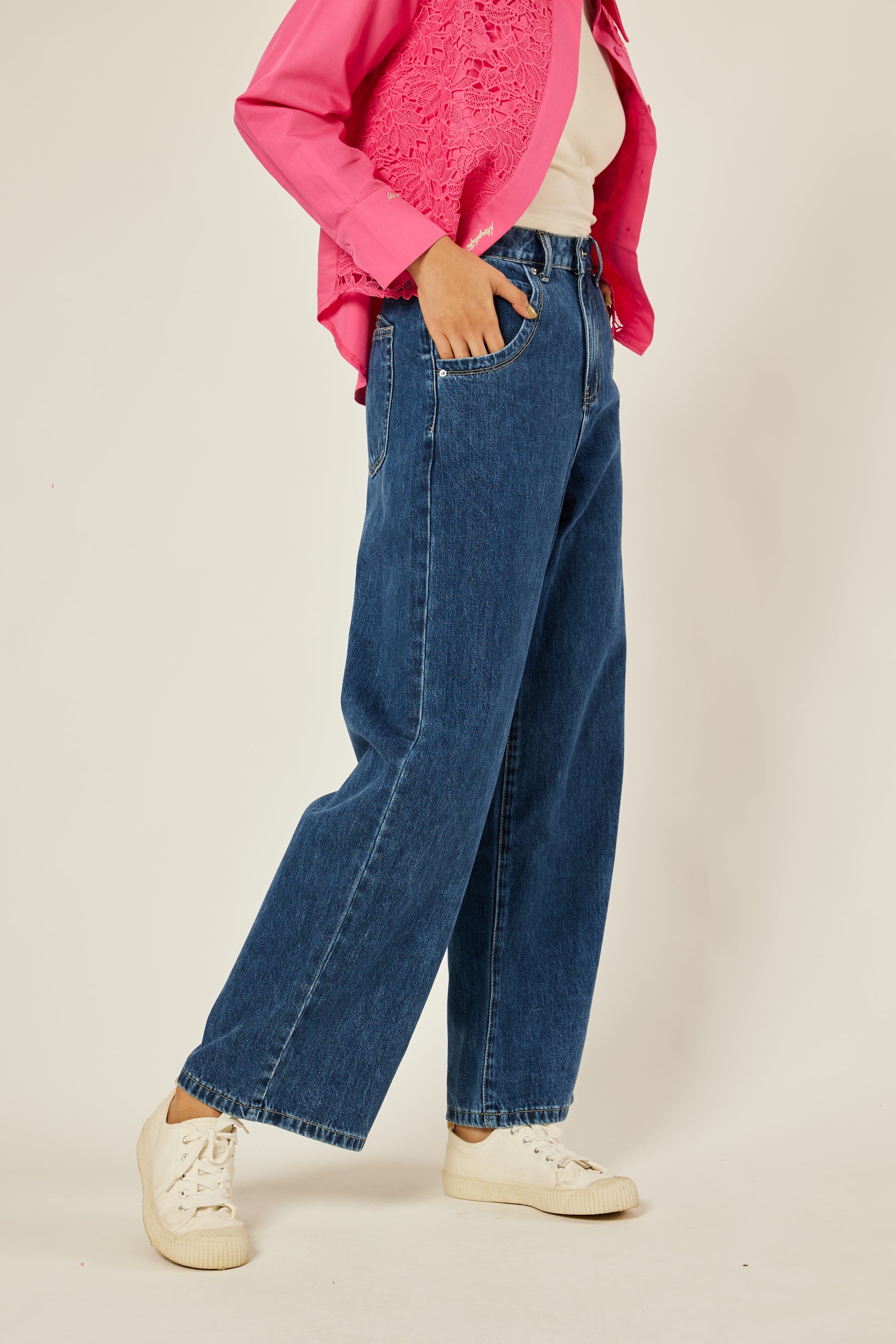 Lara Wide Straight Jeans - Blue