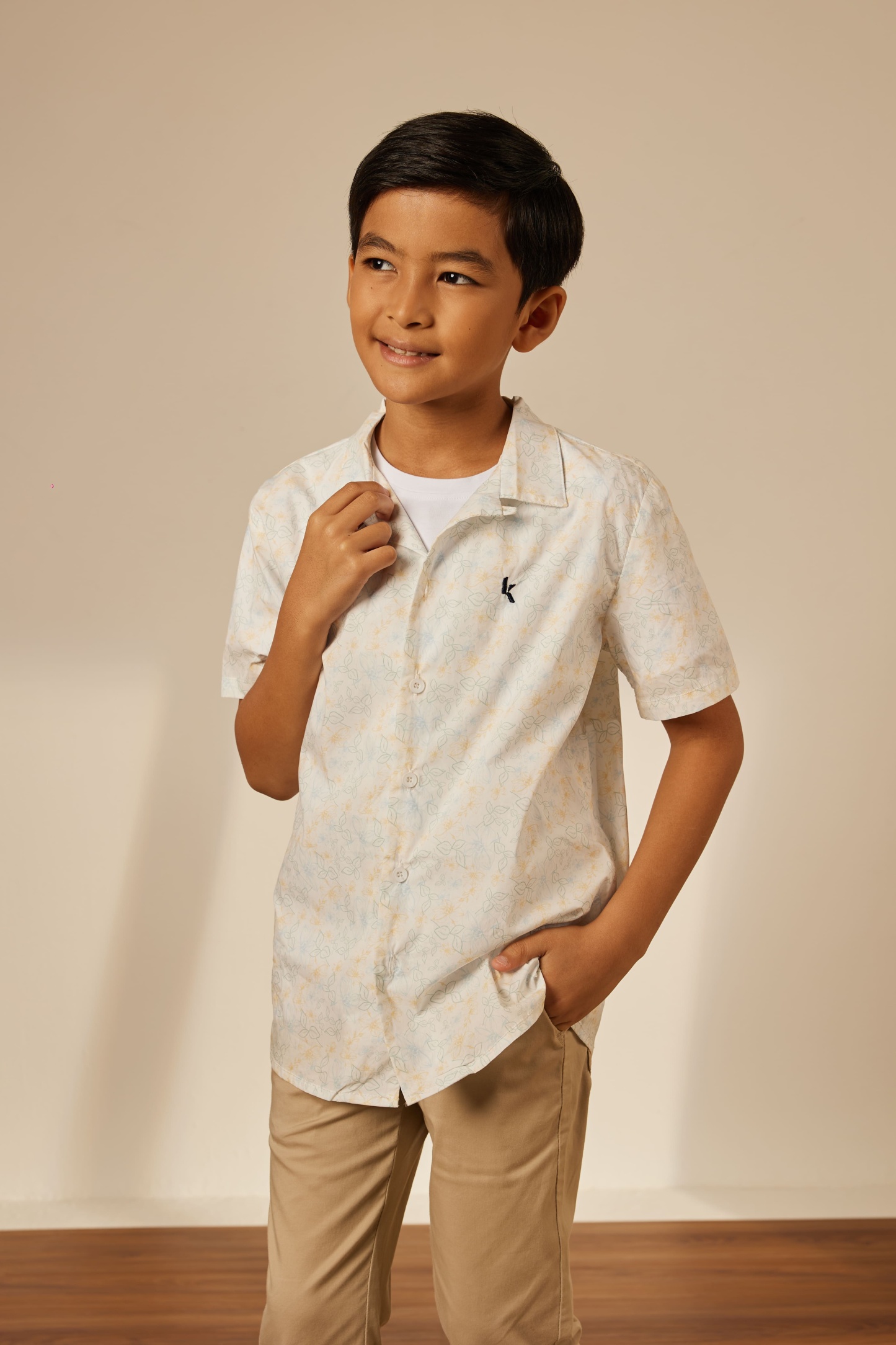 Mini Adi White Collared Button-Up Shirt