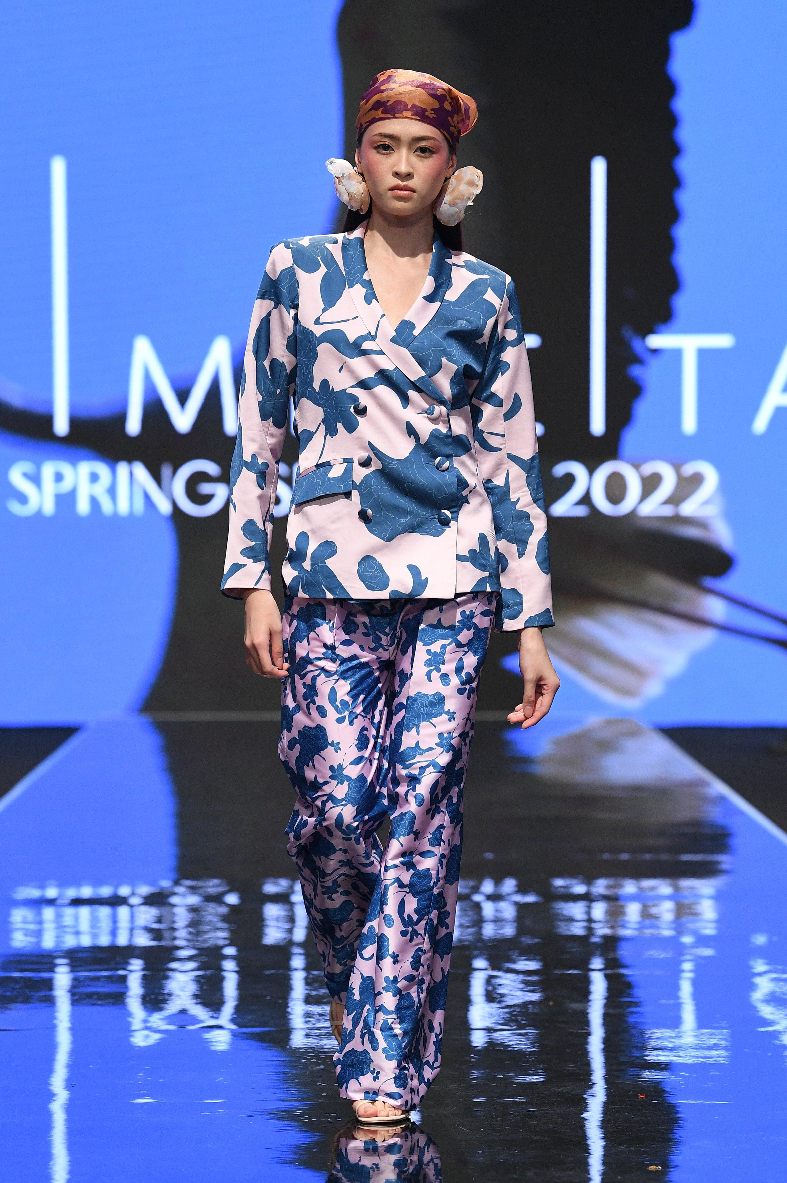 Daffodil Double Breasted Blazer - Mimpikita