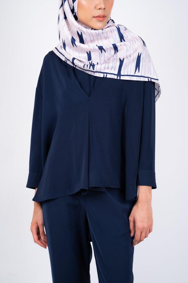 Aiko Navy Notch Top - Mimpikita