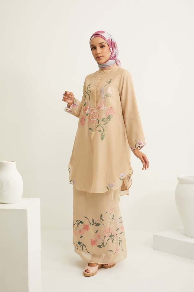 Aisha Beige Embroidered Kurung