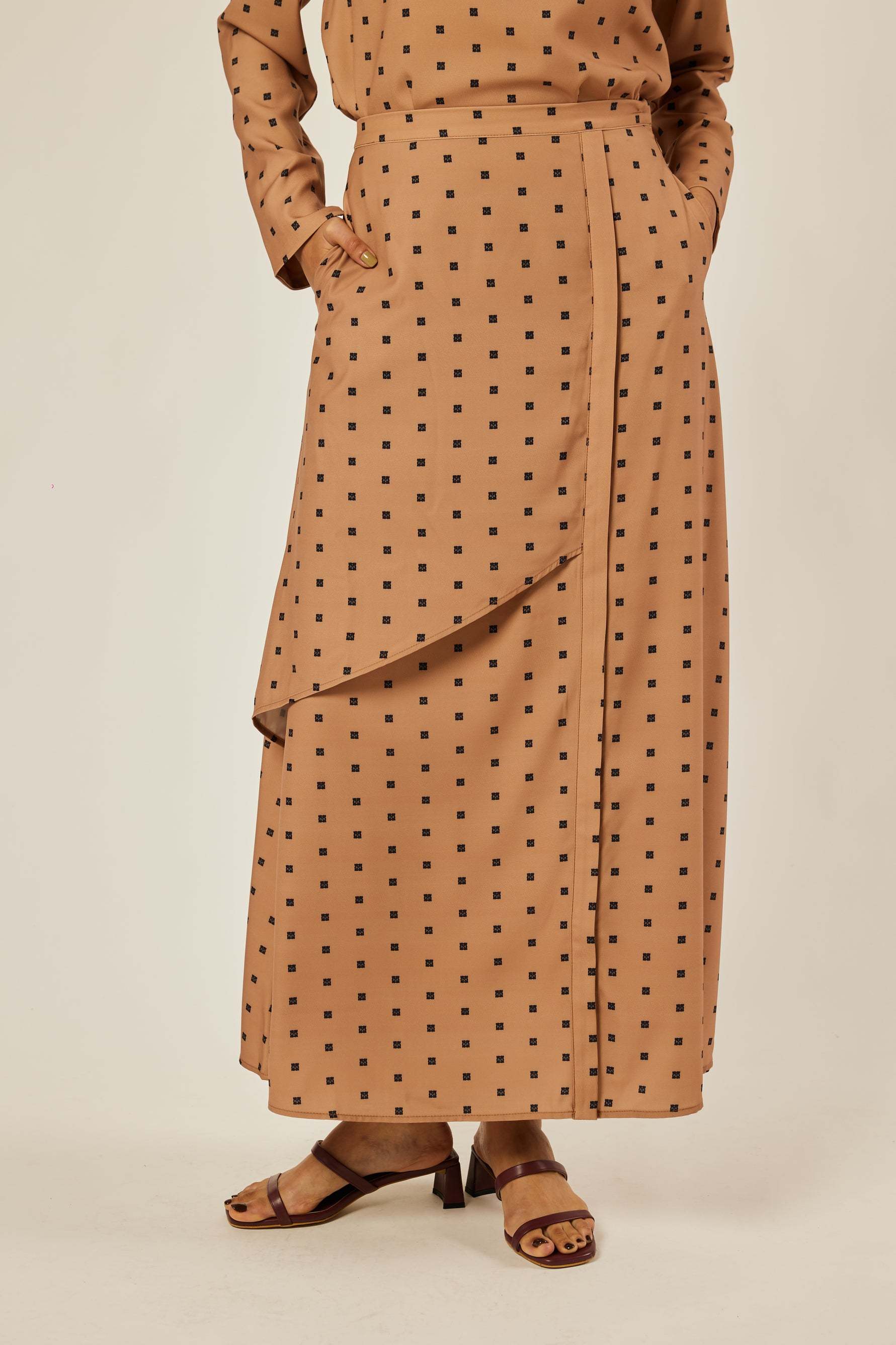 Maisie Brown Mono Skirt