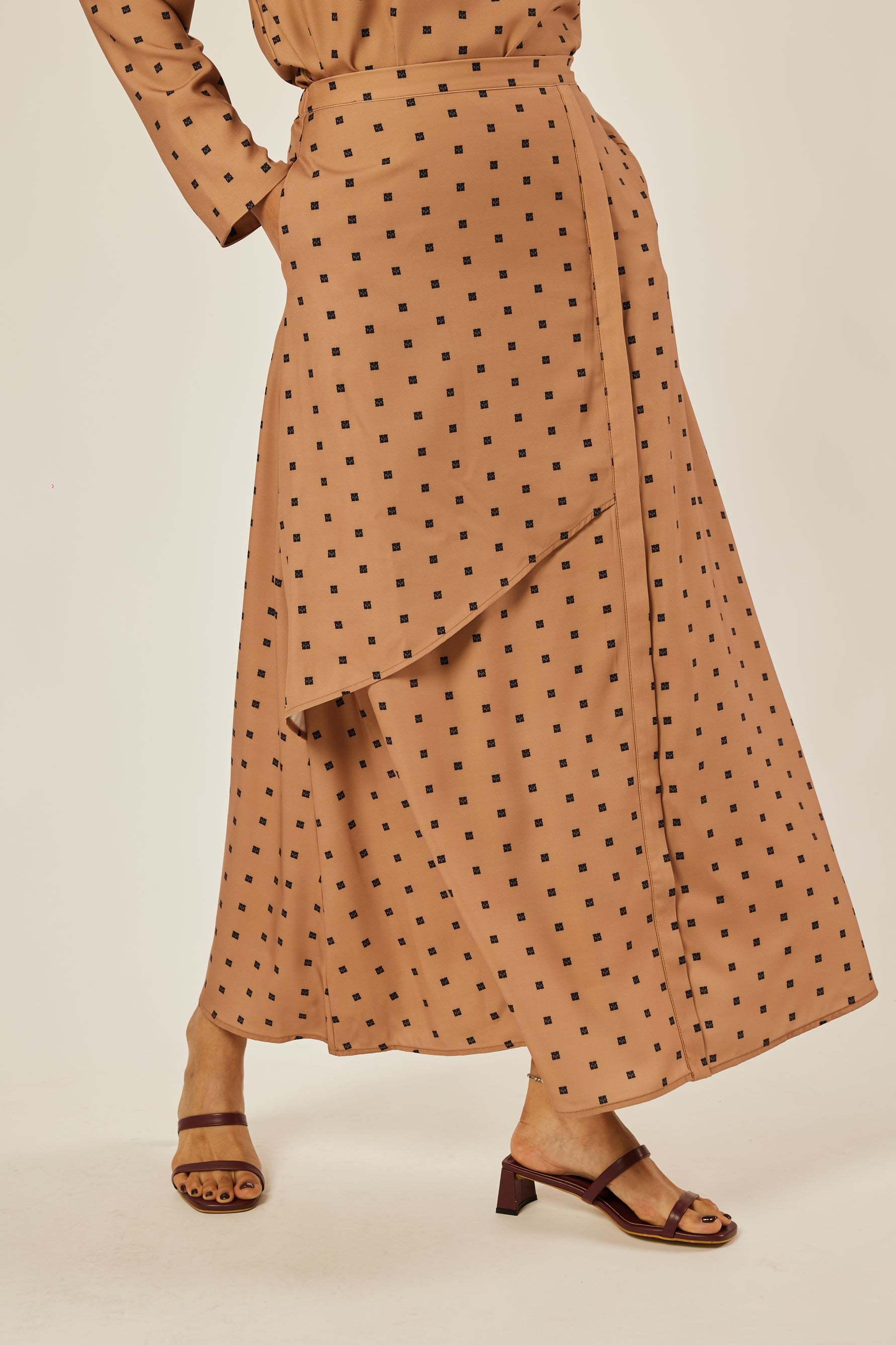 Maisie Brown Mono Skirt
