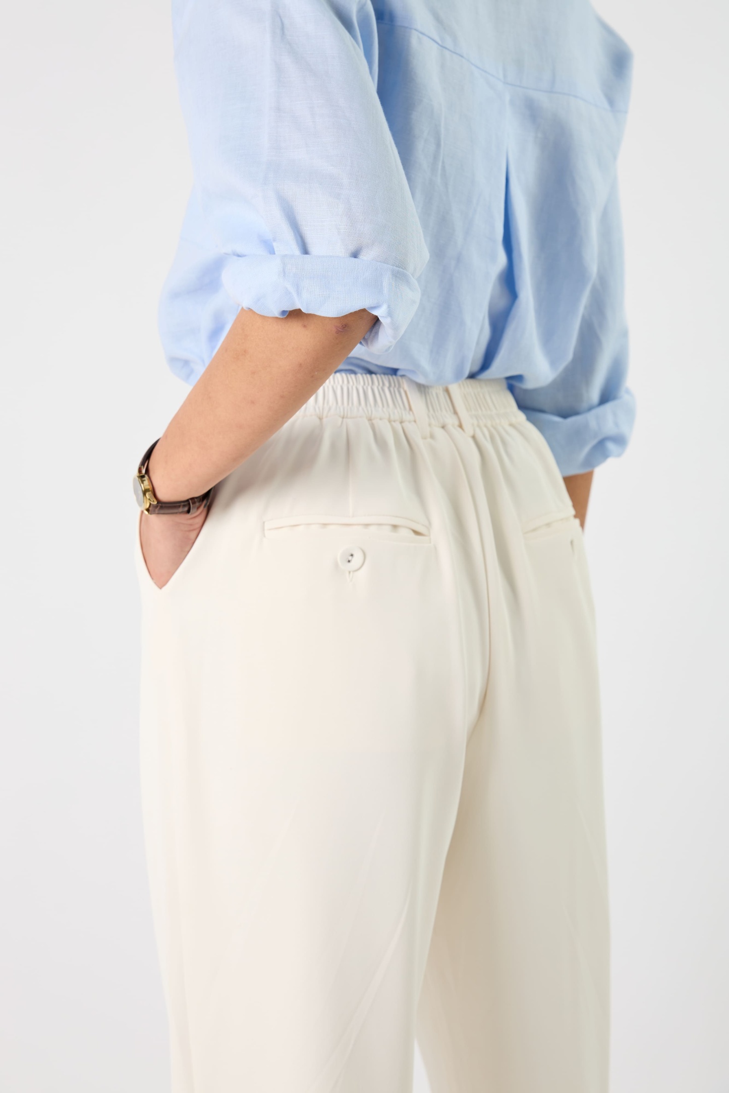 Jade Off-White Tapered Pants