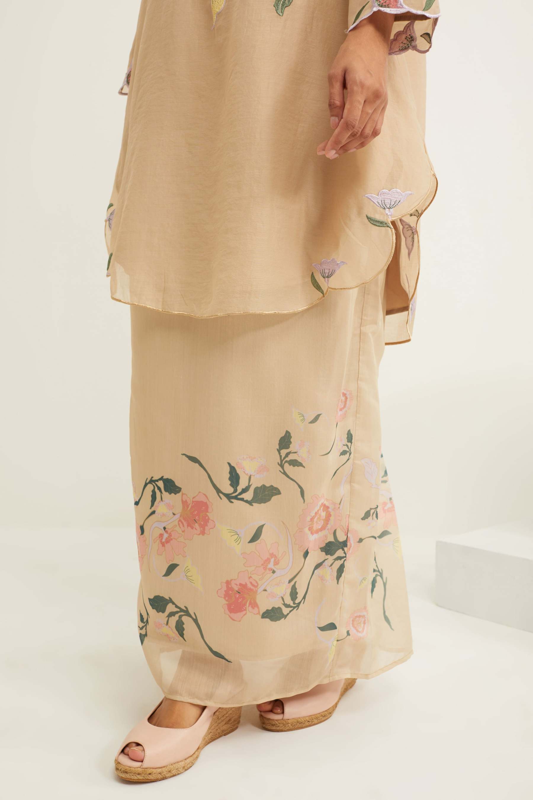 Aisha Beige Embroidered Kurung