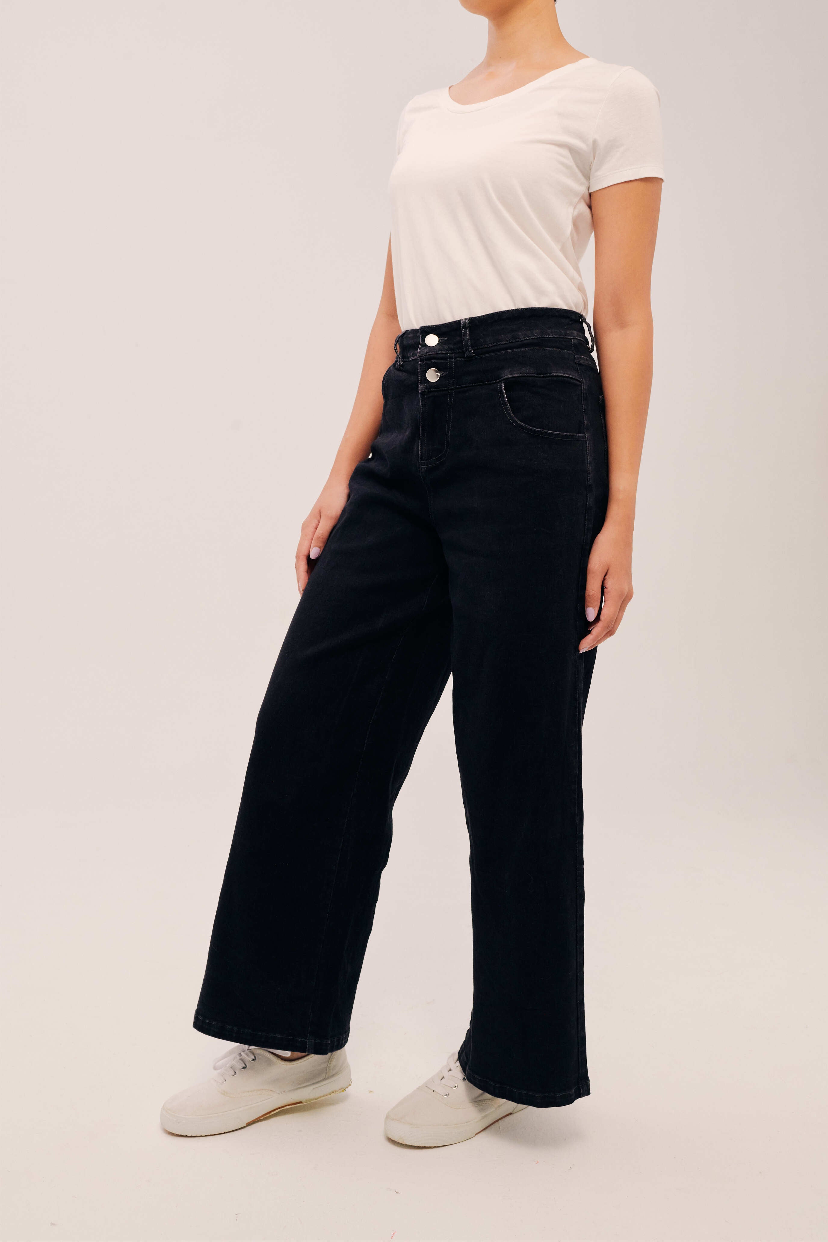Good Black Wideleg Silhouette Jeans