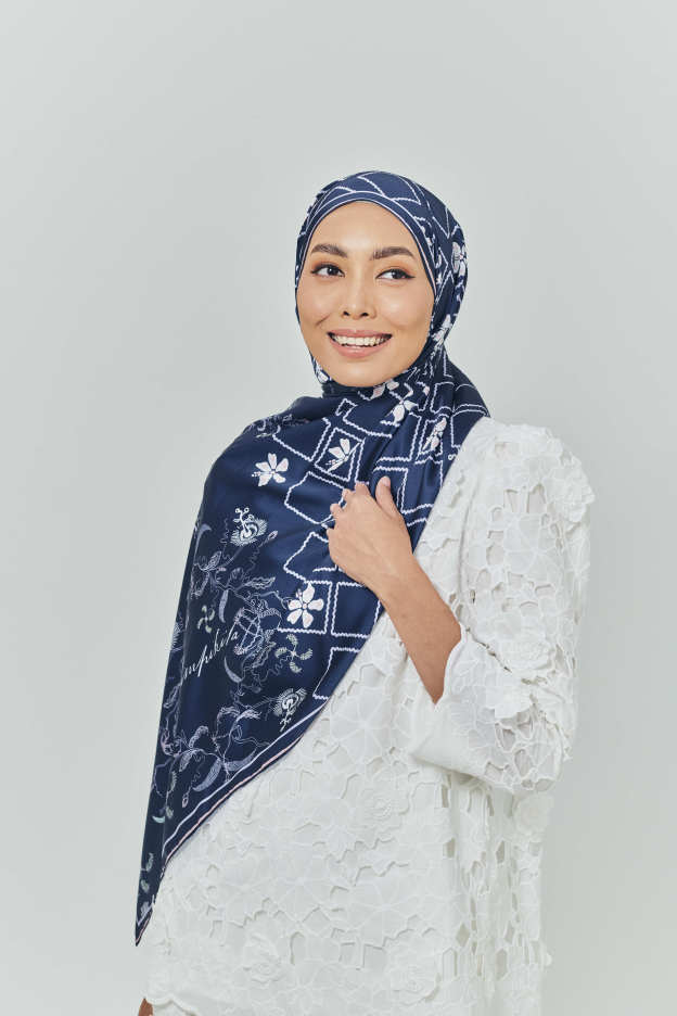 Raia Navy Blue Satin Silk Shawl