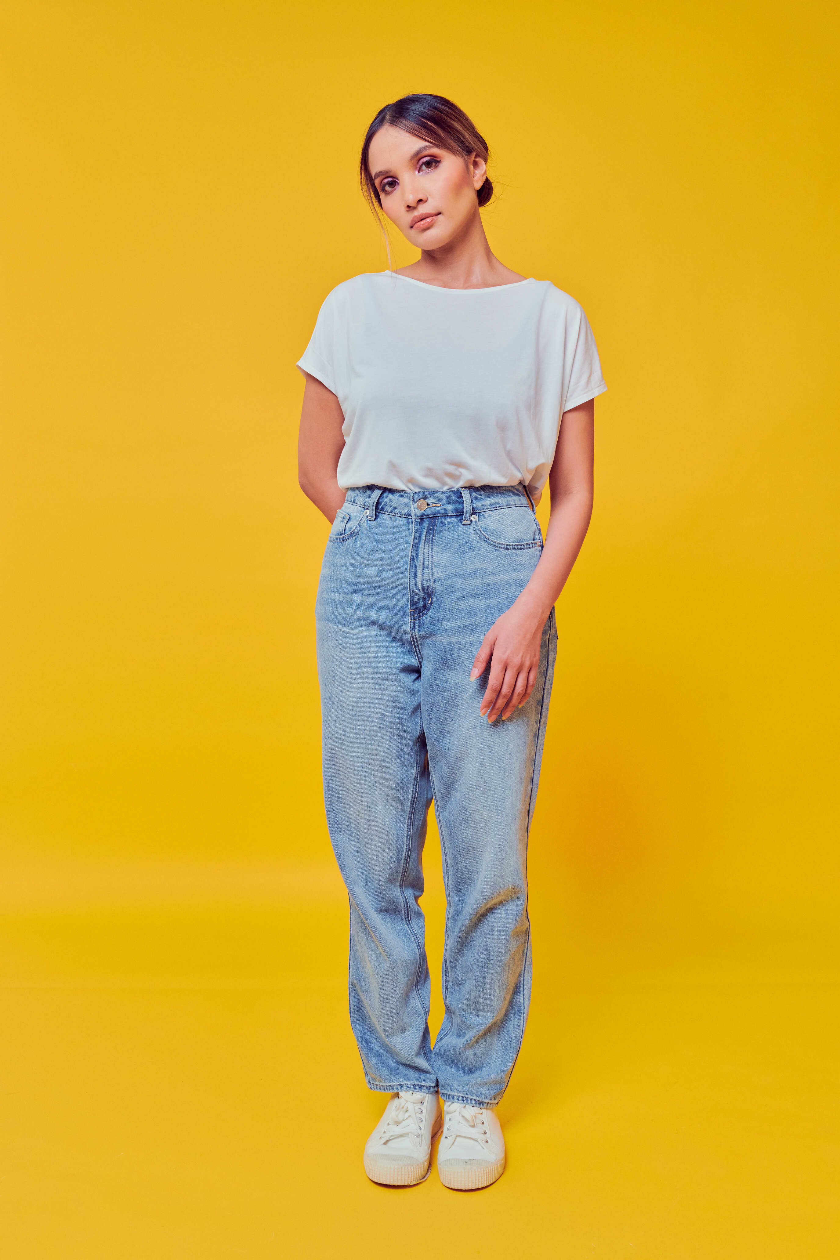 Madre Washed Light Blue Jeans
