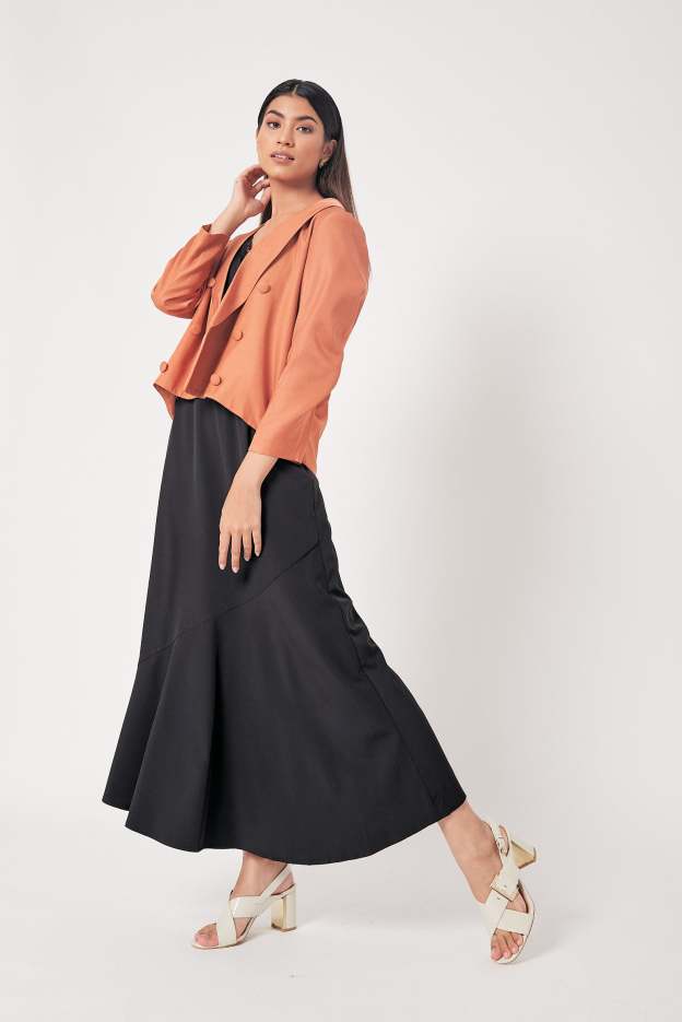 Black Side Bias Skirt