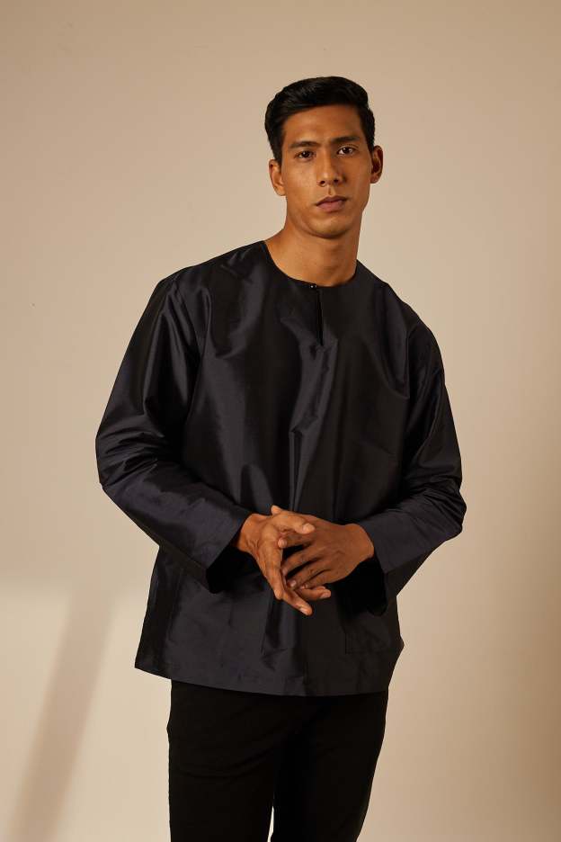 Exclusive Men's Navy Baju Melayu Top